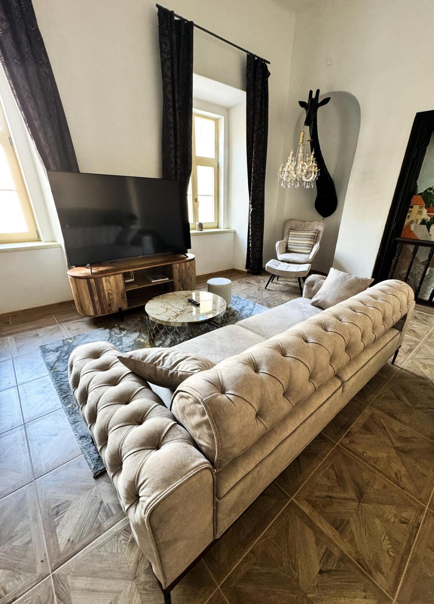 Opera Apartments Banská Štiavnica エクステリア 写真